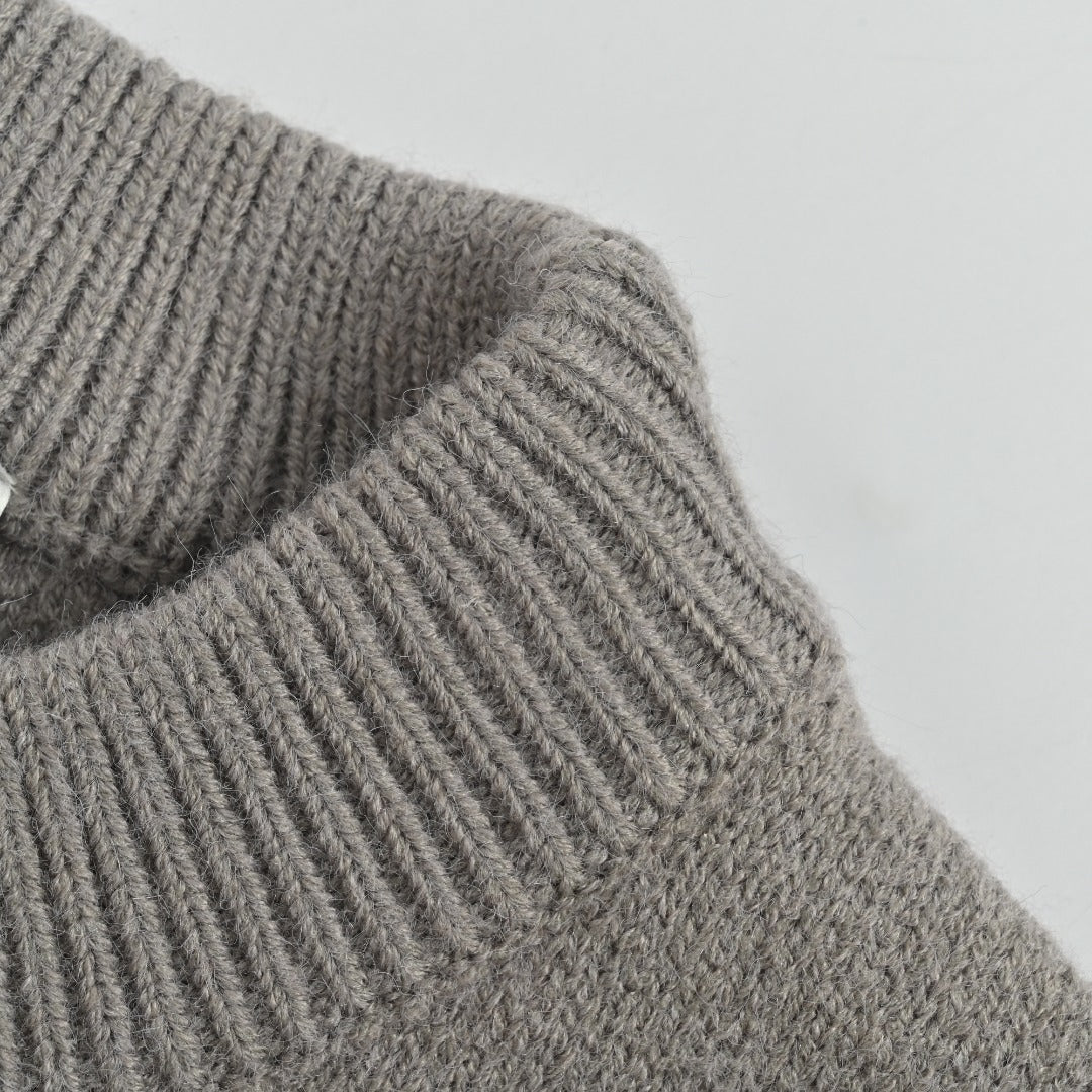 AMI Paris Three-Color Heart Jacquard Crewneck Sweater — Dark Grey