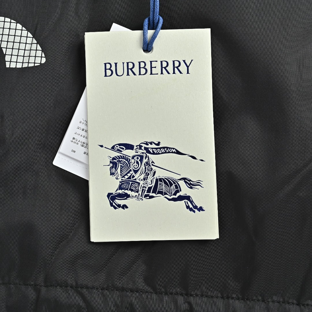 Burberry BBR Equestrian Knight Badge Nylon Hooded Jacket — Black