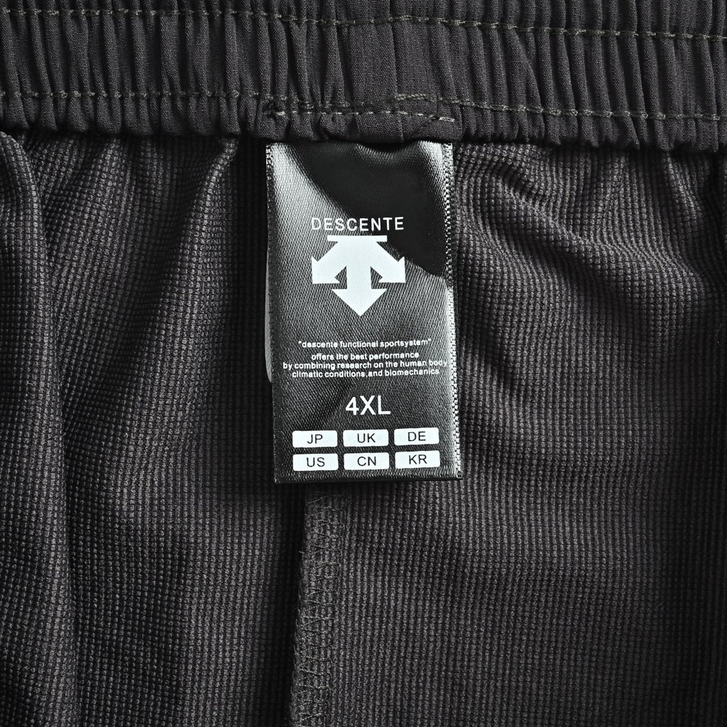 Descente Belted High-Stretch Quick-Dry Trousers — Black