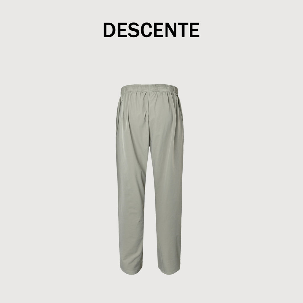 Descente Belted High-Stretch Quick-Dry Trousers — Light Grey