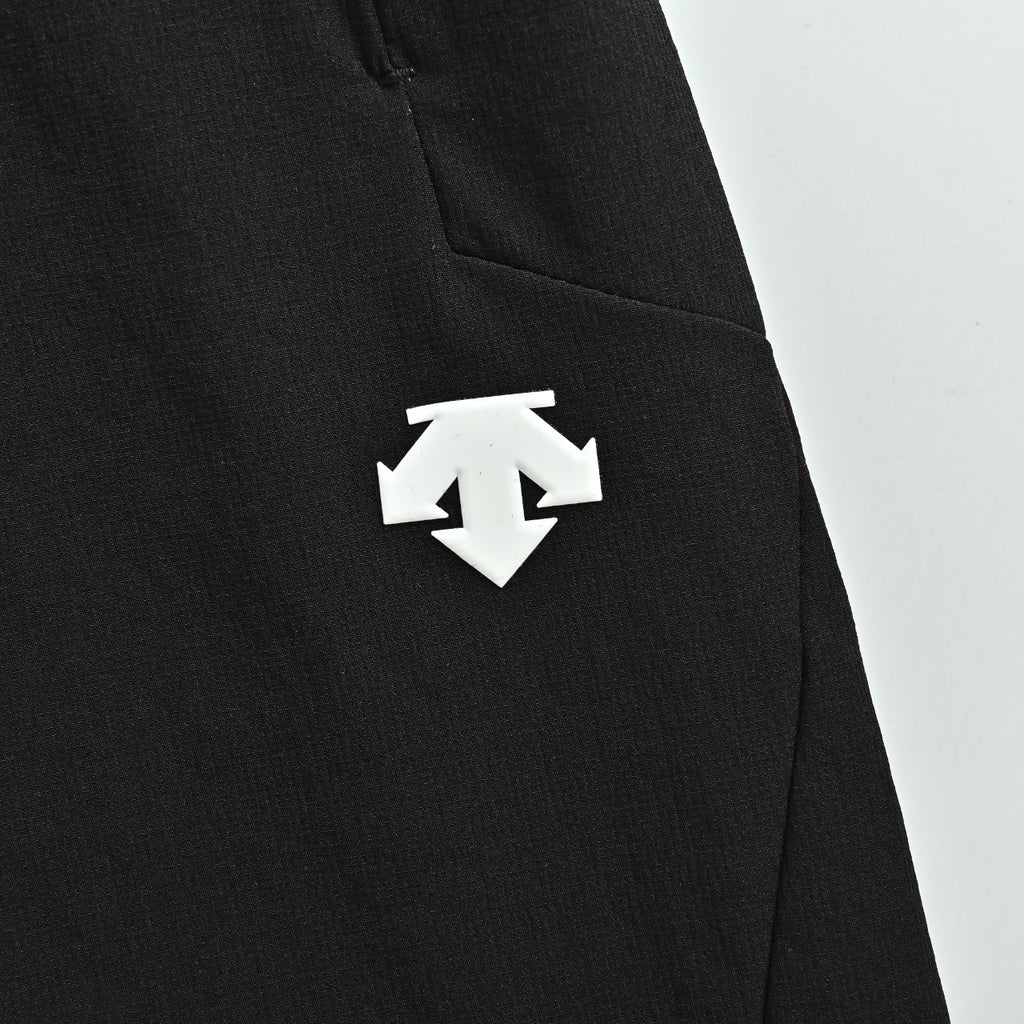 Descente Belted High-Stretch Quick-Dry Trousers — Black