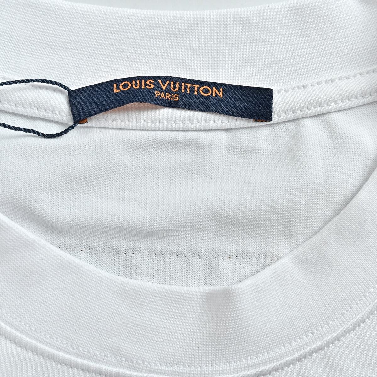 Louis Vuitton 26SS Wave-Pattern Colorblock Monogram Embroidered Letter Logo Long-Sleeve T-Shirt White