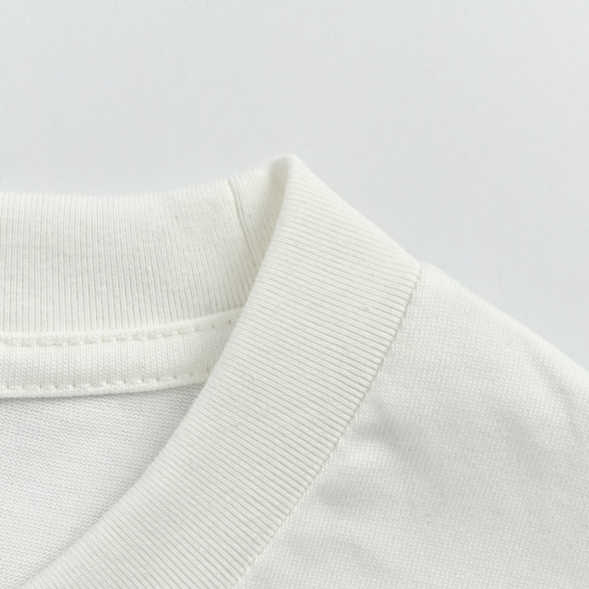 Louis Vuitton LV Gradient Monogram Embroidered Mirrored-Script Short-Sleeve T-Shirt White