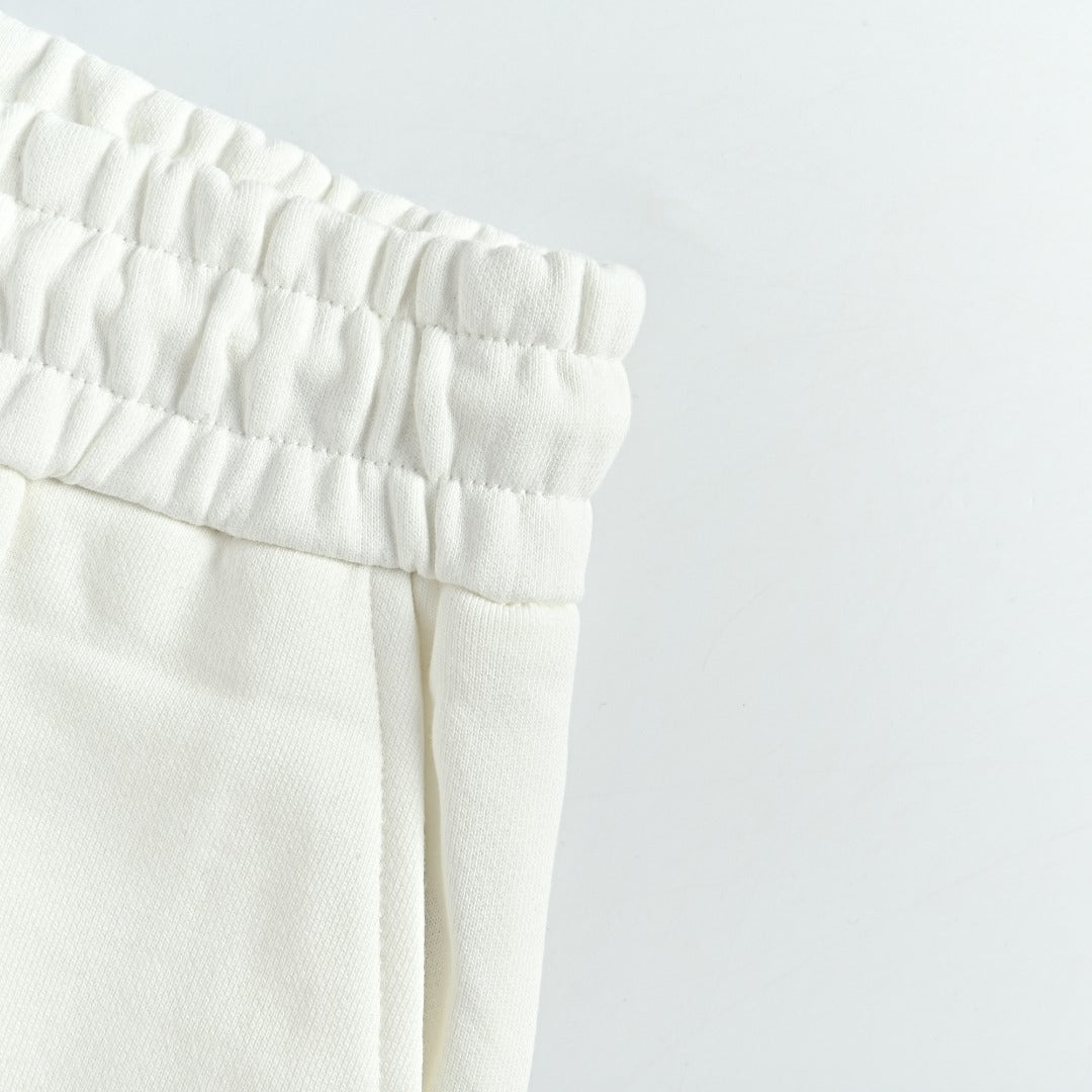 Gucci 26SS Hem Embroidered Logo Plate Drawstring Shorts White