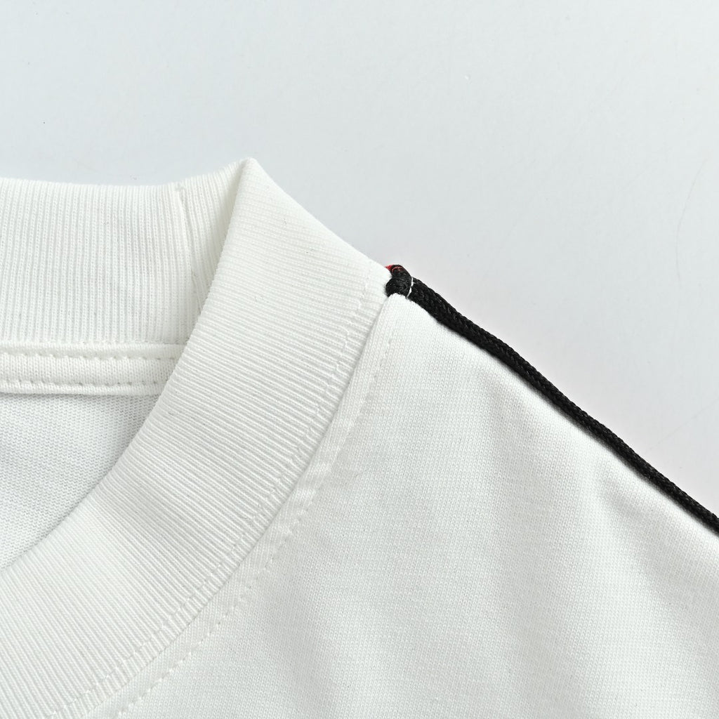 Gucci Red Green Web Stripe Shoulder Embroidered Logo Short-Sleeve T-Shirt White
