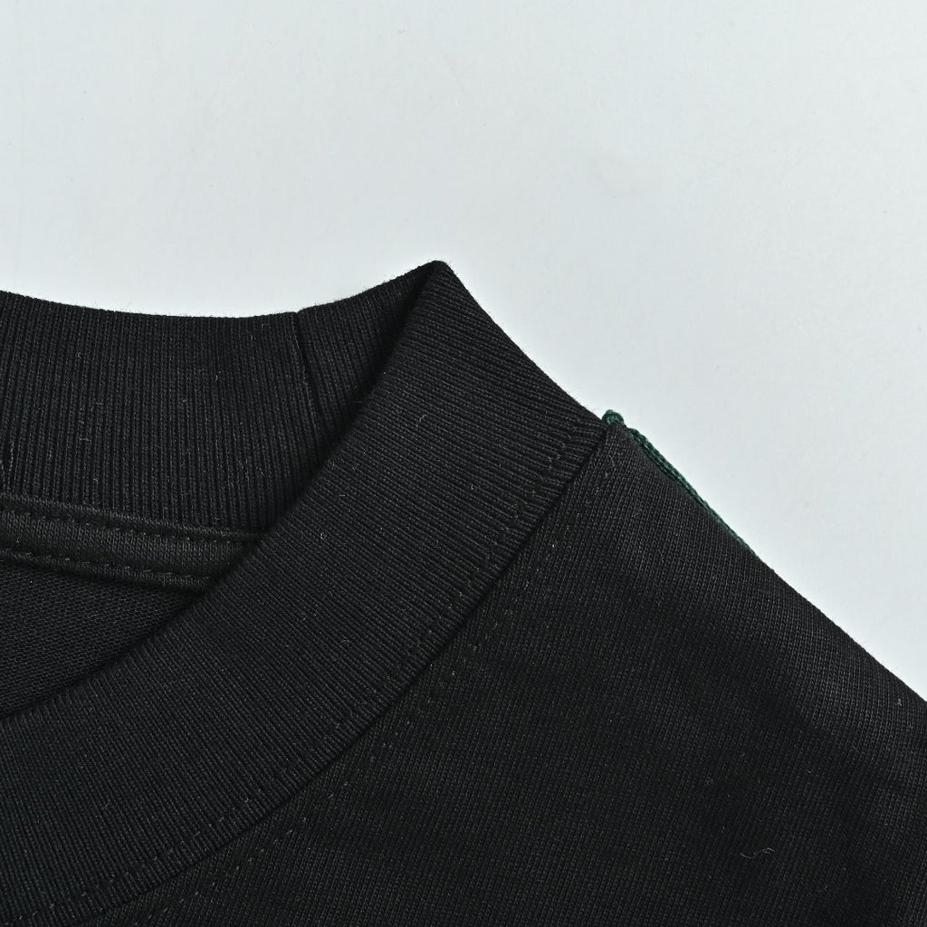 Gucci Red Green Web Stripe Shoulder Embroidered Logo Short-Sleeve T-Shirt Black
