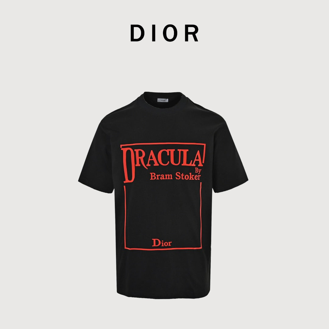 Dior x Bram Stoker Dracula Book Cover Red Frame Print Short-Sleeve T-Shirt Black