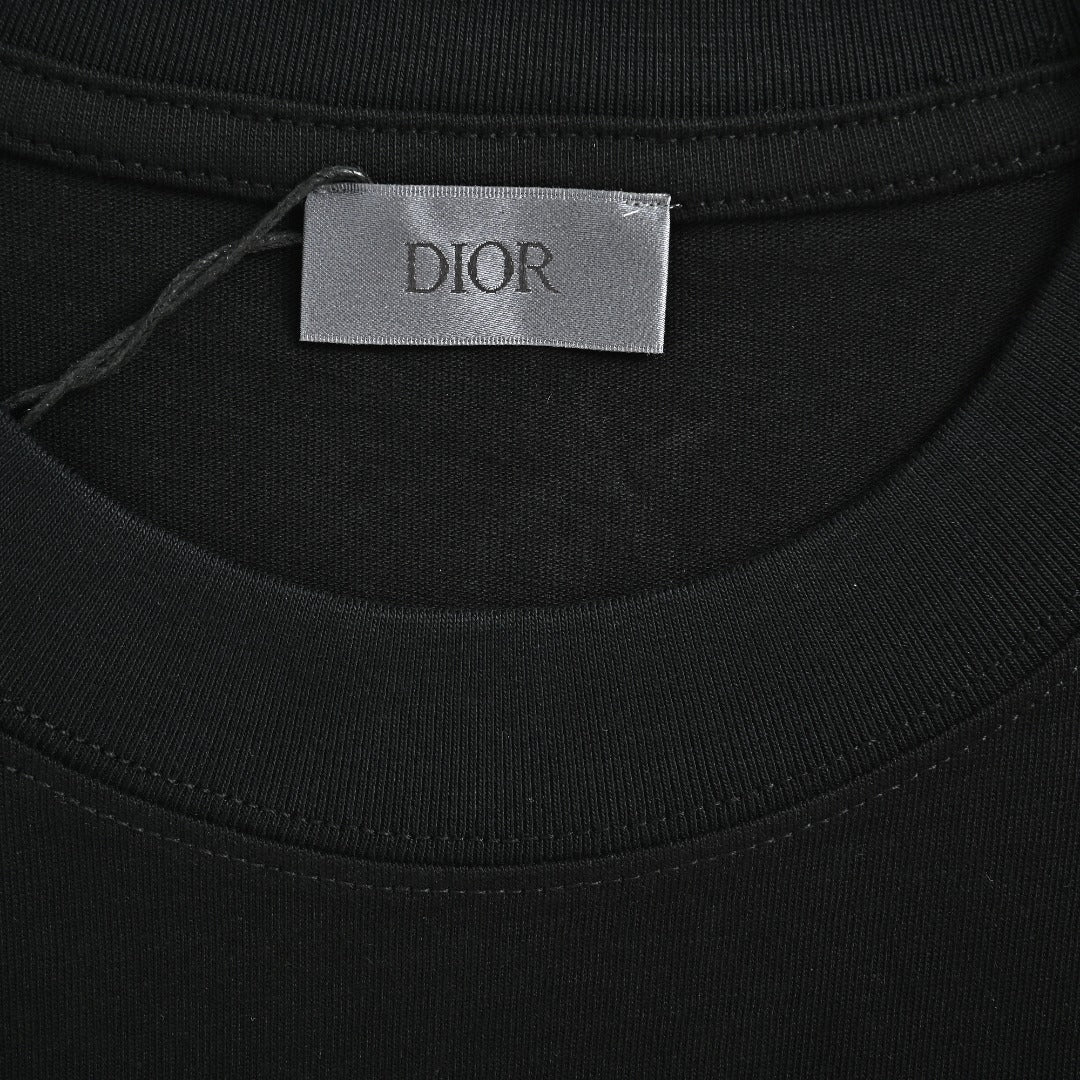 Dior x Bram Stoker Dracula Book Cover Red Frame Print Short-Sleeve T-Shirt Black