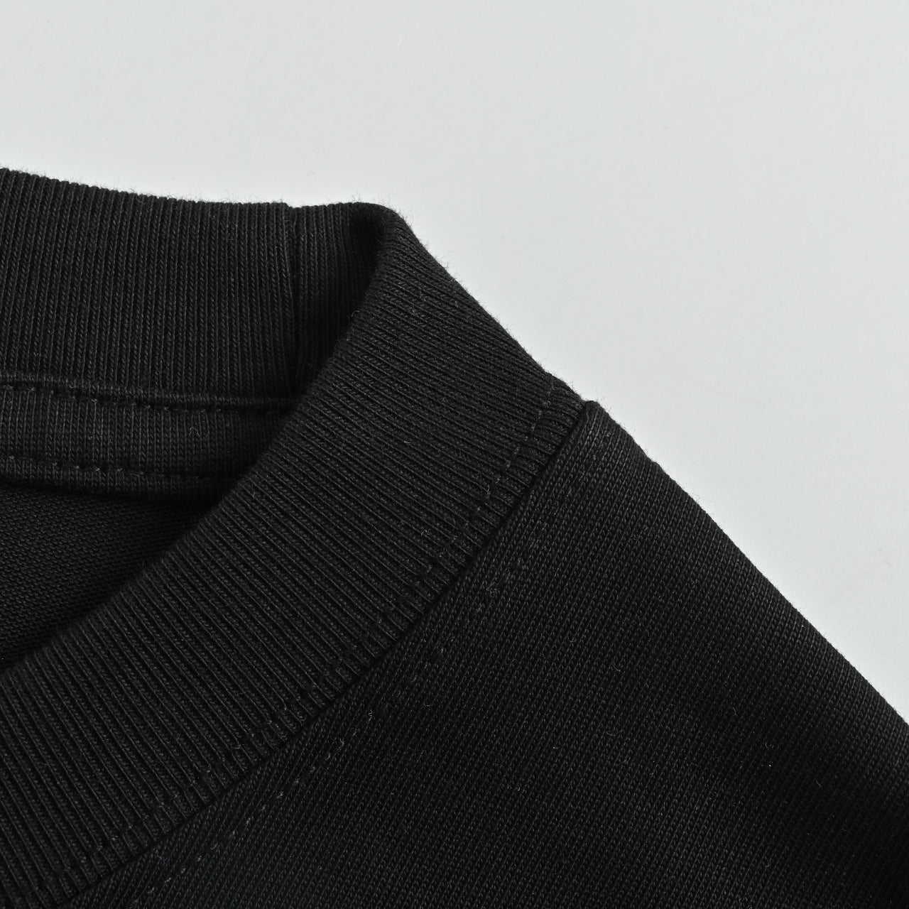Louis Vuitton LV 26SS Leather Letter Logo Front & Back T-Shirt — Black