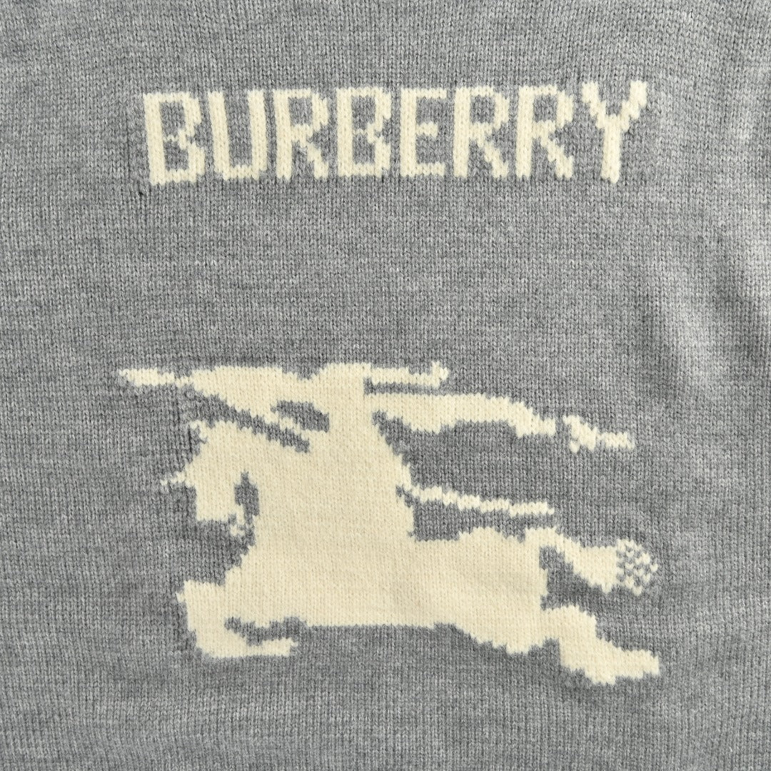 Burberry Equestrian Knight Cashmere Jacquard Crewneck Sweater - Grey