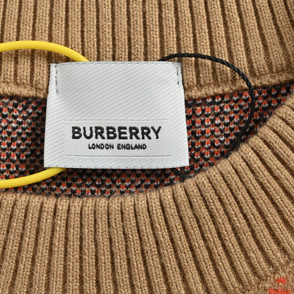 Burberry 25FW Diagonal Check Intarsia Crewneck Knit Sweater - Camel