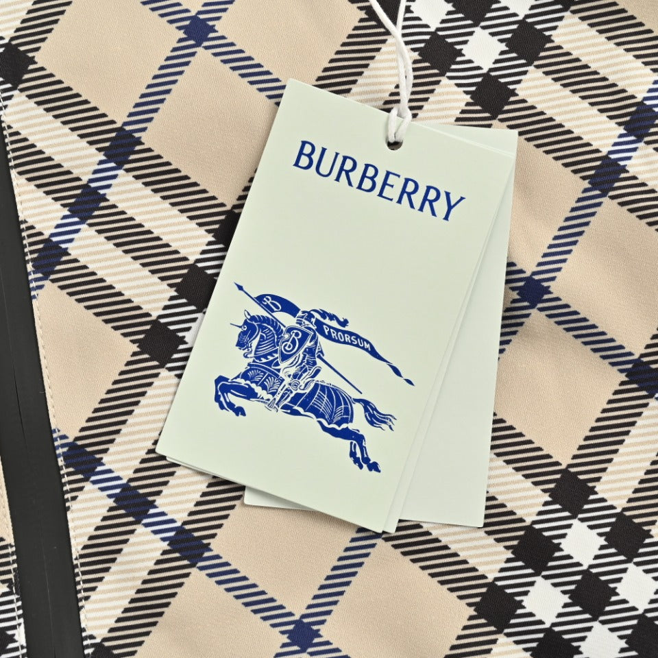 Burberry 24SS Equestrian Knight Check Reversible Hooded Jacket - Black