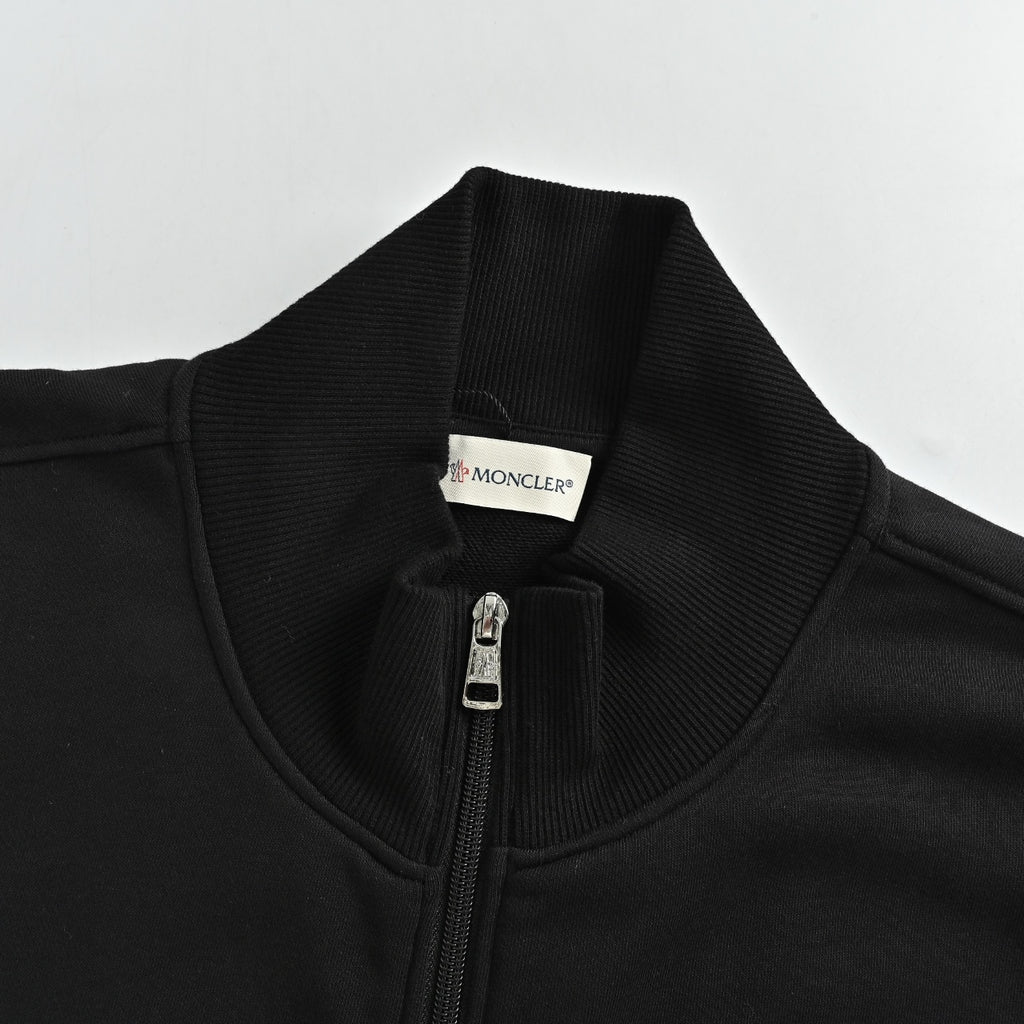 Moncler 26FW Classic Small Logo Full-Zip Jacket – Black