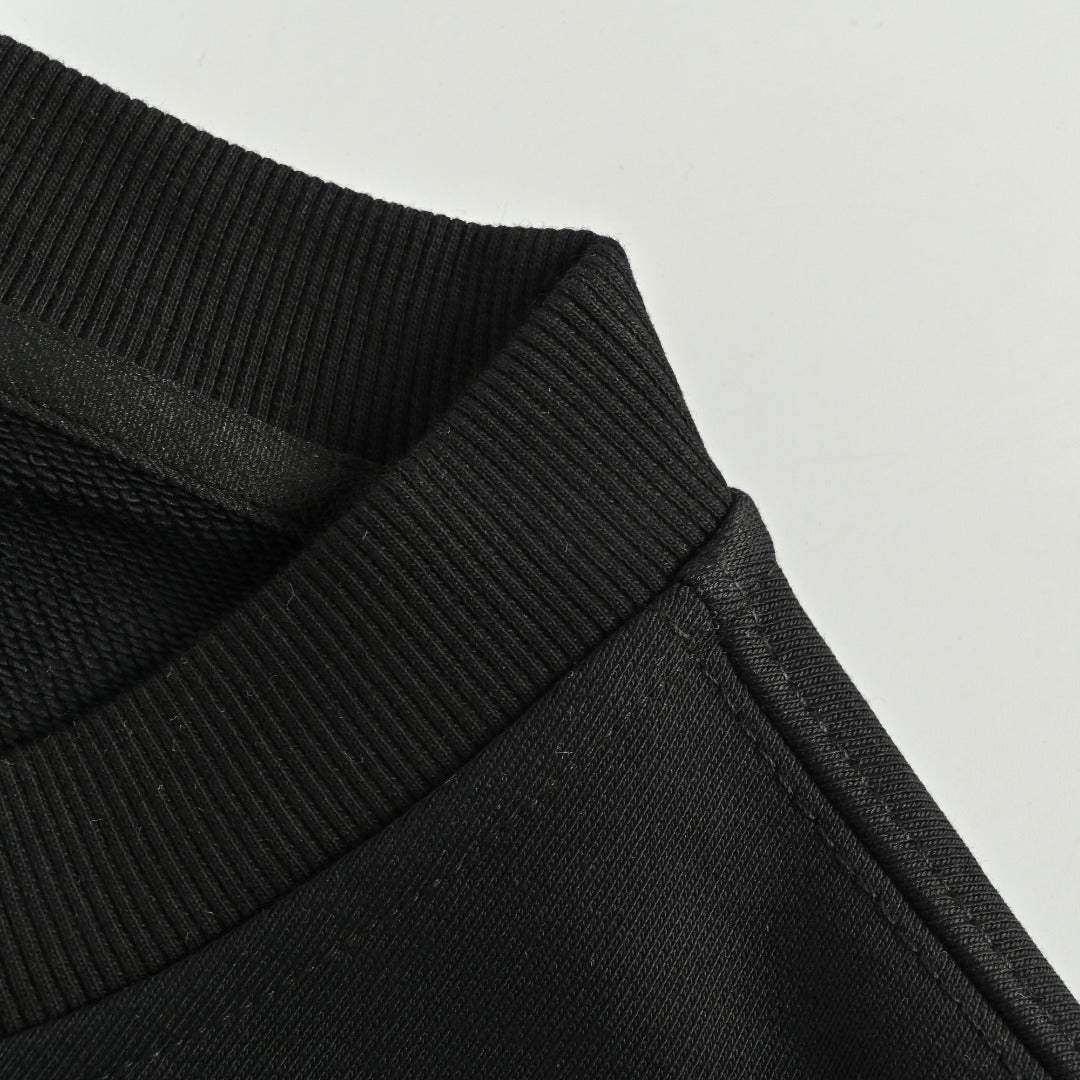 Louis Vuitton LV Small Logo Monogram Star Crewneck Sweatshirt – Black